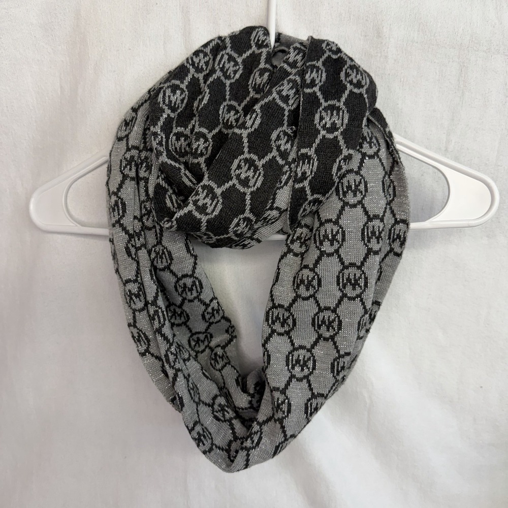 Michael Kors MK Infinity Scarf Black And Silver Shiny Classic Logo Reversible